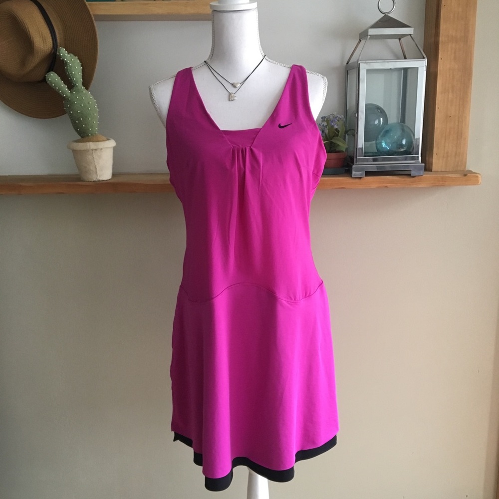 Nike Dress, Size M